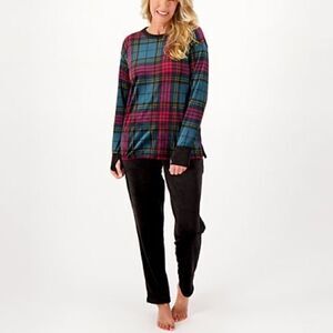 Cuddl Duds Double Plush Velour Petite Lounge Set